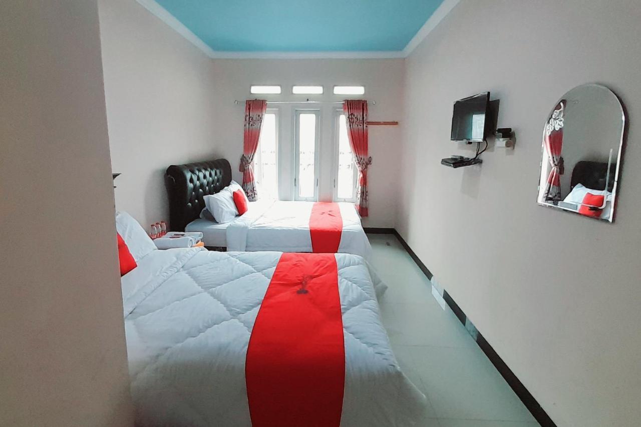 Reddoorz Syariah Near Komplek Candi Arjuna Dieng 2 Hotel