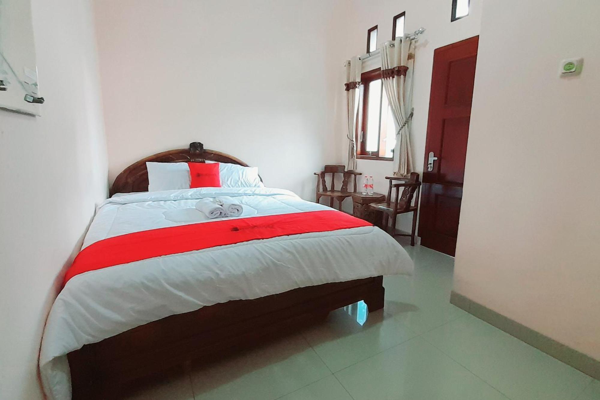 Hotel Reddoorz Syariah Near Komplek Candi Arjuna Dieng 2