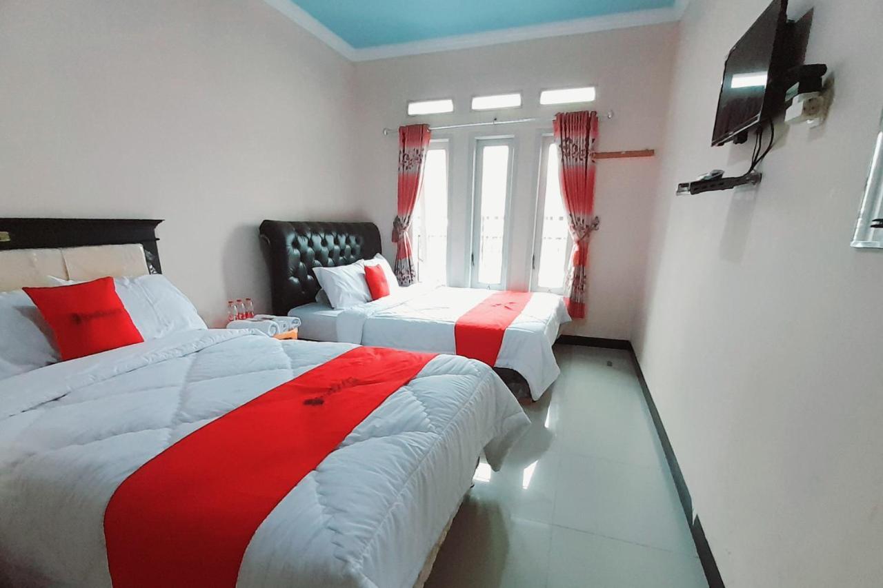Reddoorz Syariah Near Komplek Candi Arjuna Dieng 2 * Diyeng