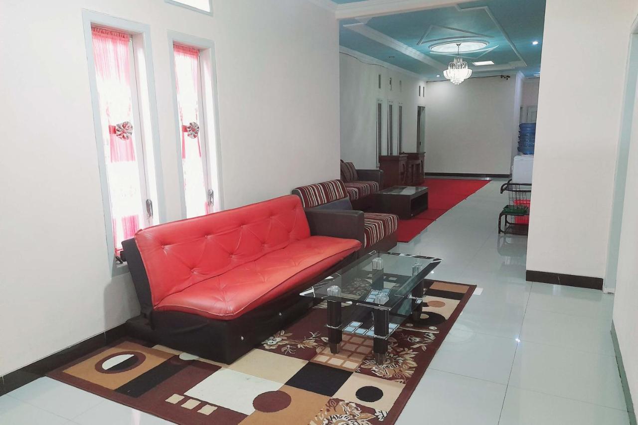 Reddoorz Syariah Near Komplek Candi Arjuna Dieng 2 Hotel *